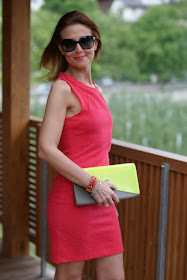 Zara coral dress, abito corallo, summer dress, Estee Lauder coral fantasy lipstick, Fashion and Cookies, clutch Melissa