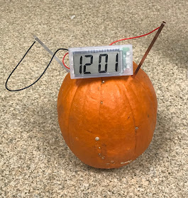 Pumpkin science activities, pumpkin battery