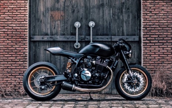 Yamaha XJR1300 by K-Speed Hell Kustom