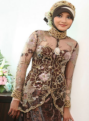 model gaun kebaya pendek, kebaya anak muda sekarang, kebaya anak muda berhijab, model kebaya dress hijab, model kebaya simple tapi mewah, model kebaya remaja, model baju kebaya untuk wisuda, kebaya masa kini untuk wisuda