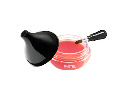 pastel den bir yenilik daha pastel kisses lip balm 1