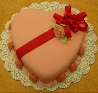 Cheap Valentine Cake Ideas