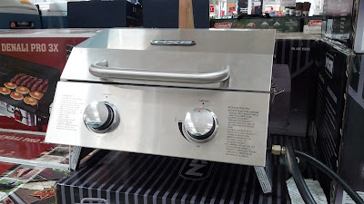 Make great bbq with the Duro NXR Table Top Gas Grill