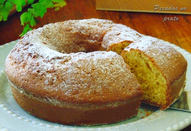 Bolo de colheres simples e fácil