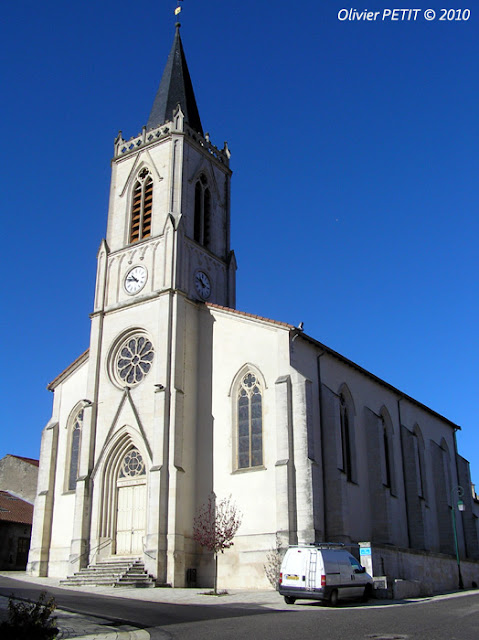 THUILLEY-AUX-GROSEILLES (54) - L'église paroissiale Saint-Martin