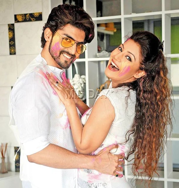 Bollywood & Tellywood Celebs Celebrating Holi