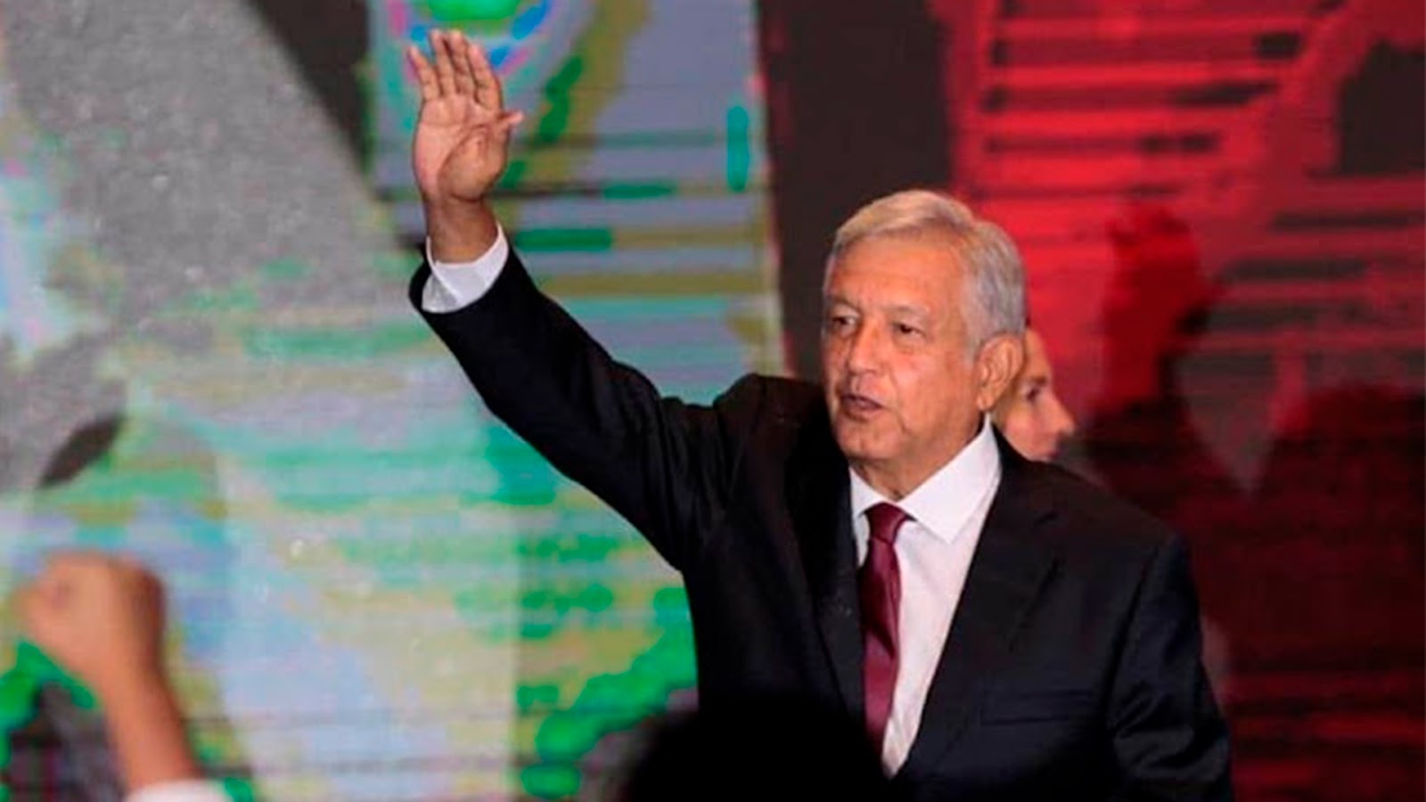 Proponen en redes quitar a Peña Nieto y poner a AMLO de una vez. Nadie quiere esperar