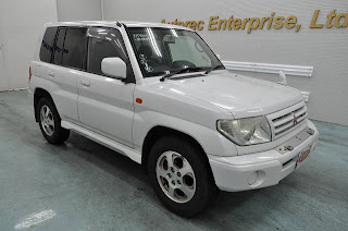 1999 Mitsubishi Pajero io for Pakistan