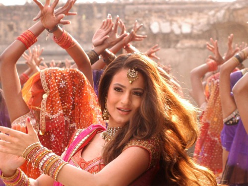 amisha-patel-23