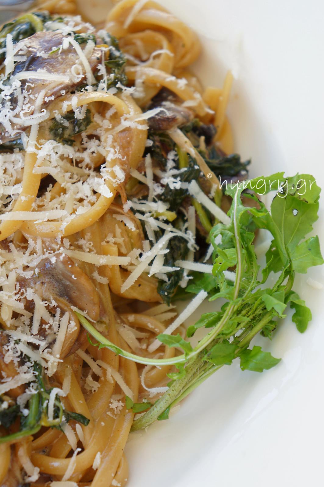 Creamy Mushroom & Spinach Pasta with Caramelized Onions