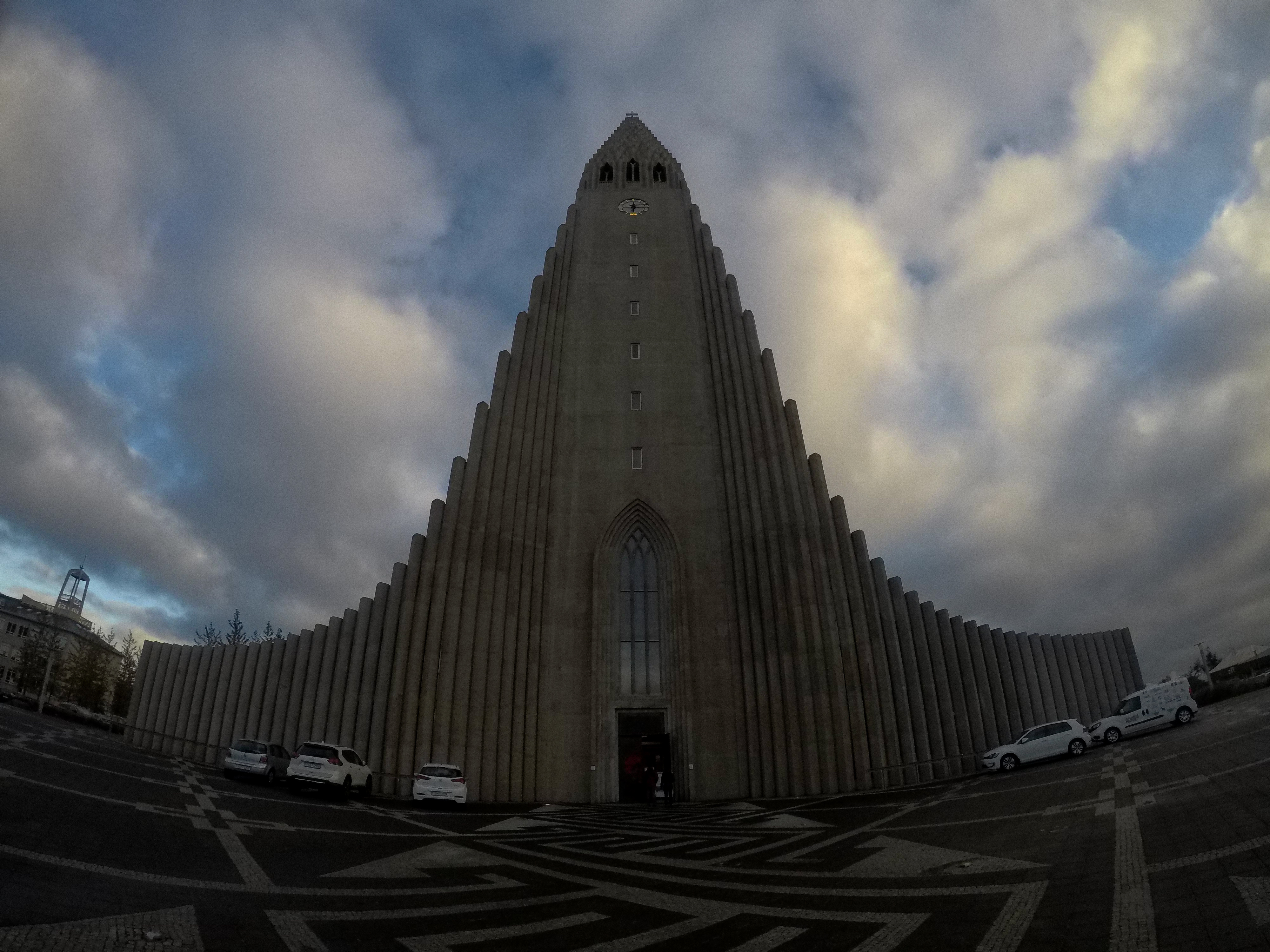 lua de mel na islandia, um dia em reykjavik