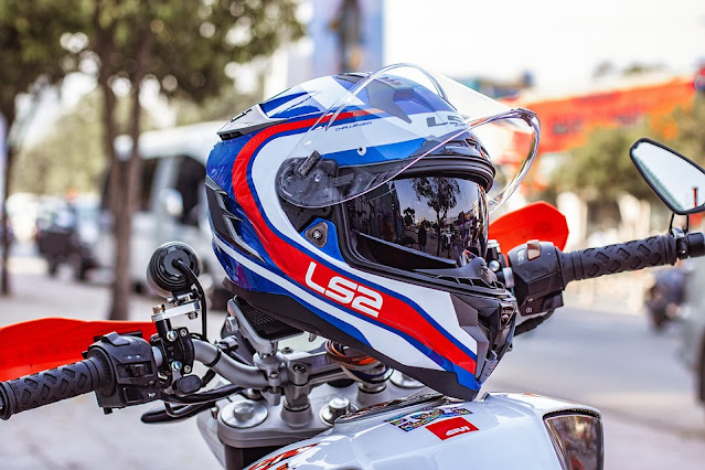 motorcycle helmet intercom