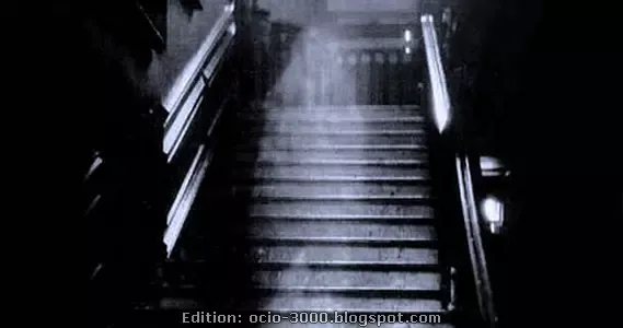 Fantasma en las escaleras. Amiga. Historia real.