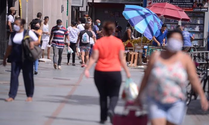 Ministério da Saúde aponta que uso de máscaras não será mais obrigatório para quem já se vacinou