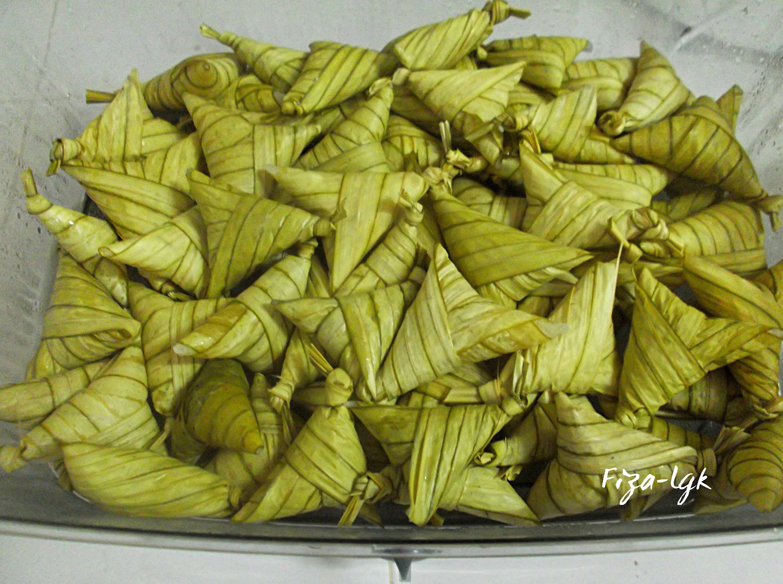 KETUPAT PALAS JAGUNG | Fiza's Cooking