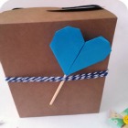 http://www.patypeando.com/2016/04/diy-cajas-para-regalar-detalles-los.html