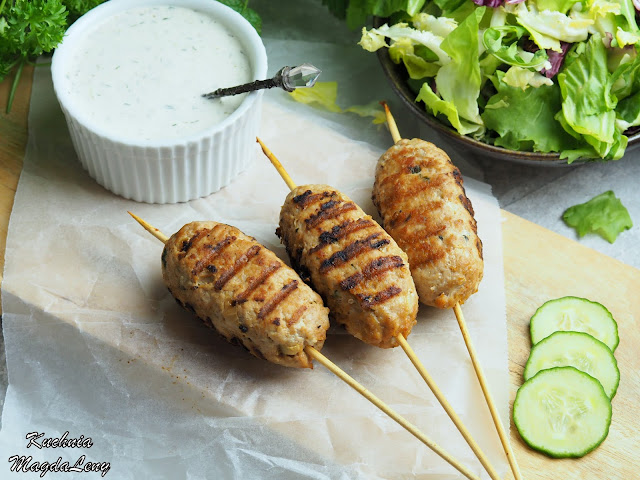 Kofta z indyka z sosem tzatziki