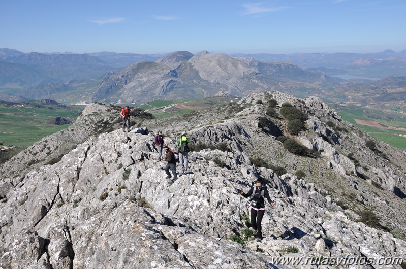 Sierra Chimenea y Torcal de Antequera