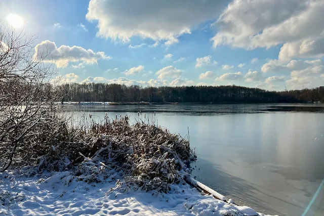 Косинский парк, Чёрное озеро