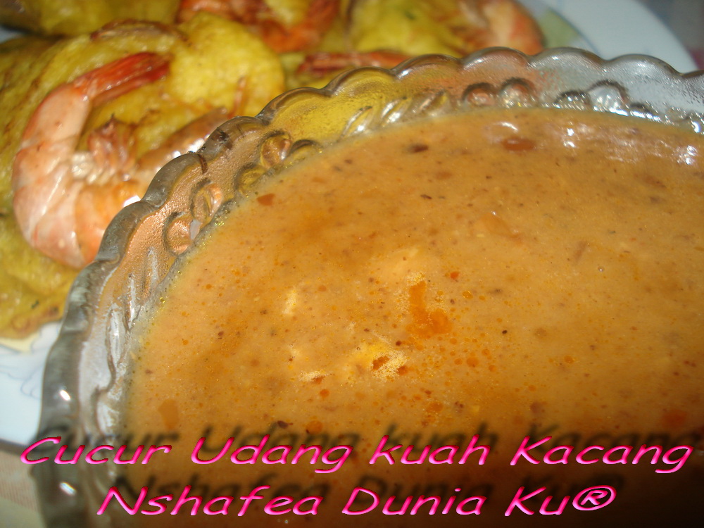 Cucur Udang Kuah Kacang ~ Nshafeareen®