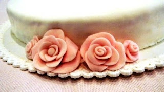 rose cake