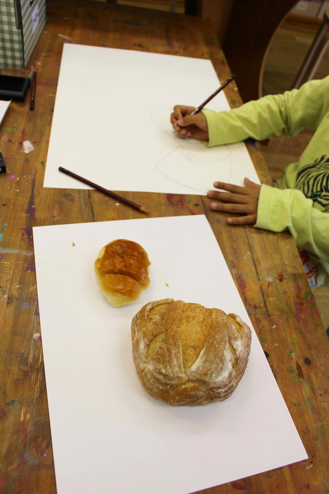 山王ひなた美術教室ブログ カラフル版画に挑戦しよう パンをデッサン