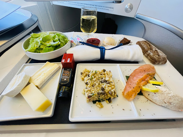 Review: Air France AF077 Business Class Boeing 777-200 Tahiti Papeete Faaa (PPT) to Los Angeles (LAX)