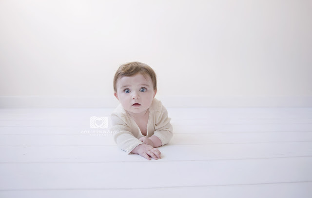 simplicity, pure, simple, 6, month, edinburgh, glasgow, female, photographer, portrait, newborn, children, family, smiles, ruby, simply, mad, blog, award, hat