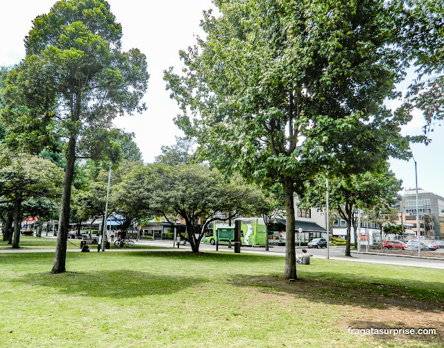 Parque de La 93 no bairro de Chapinero em Bogotá