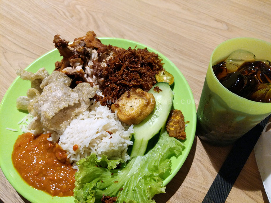 Menu Kantin Karyawan Bandara Changi