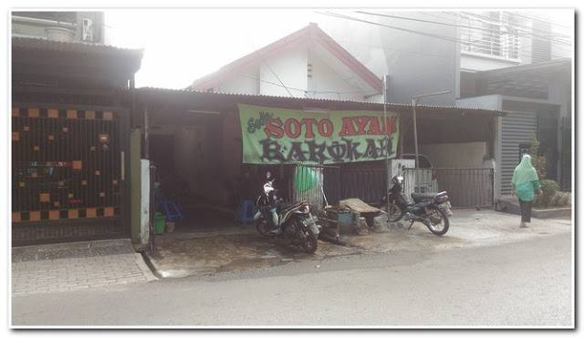 Lokasi Soto Ayam Barokah di Jalan Menanggal, Surabaya