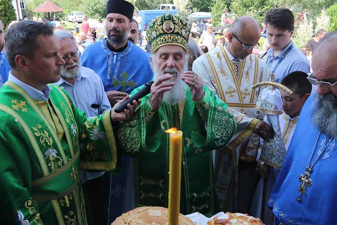 Патријарашка Литургија поводом славе Светотројичког храма у Сремчици