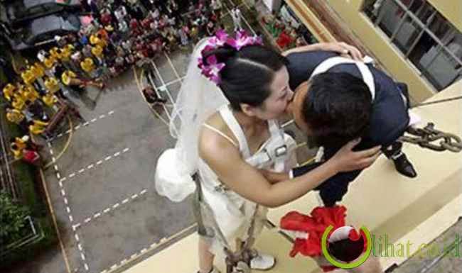 Acara Pernikahan Paling Ekstrem Di Dunia