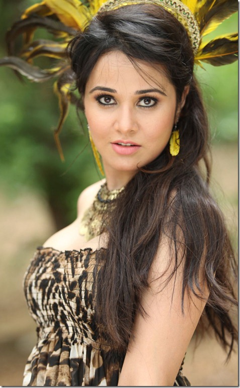 Nisha_Kothari_unseen_stylish_photos