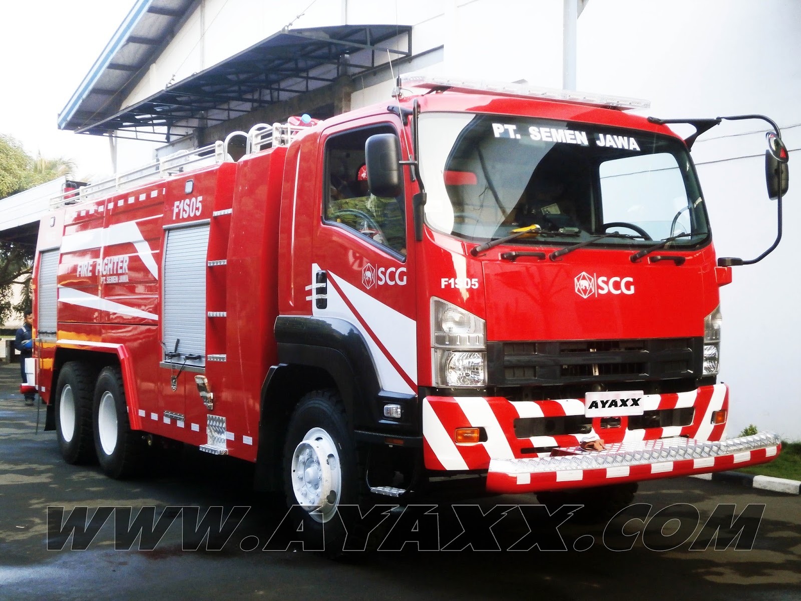 Mobil  Pemadam  Kebakaran  AYAXX Untuk PT Semen Jawa Fire 