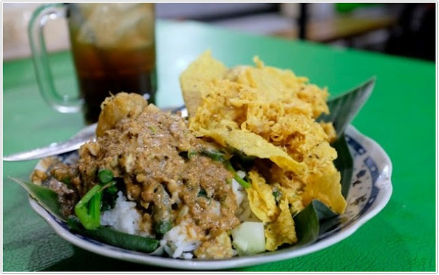 Nasi Pecel Sambal Tumpang;10 Top Kuliner Kediri;