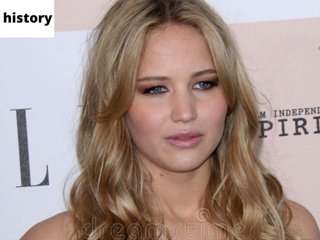 Jennifer Lawrence biography 2022: age, height, family, husband, kids, net worth, awards, and more
