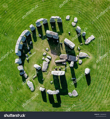 stonehenge-in-hindi