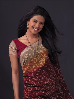 Priyanka Chopra sari pics