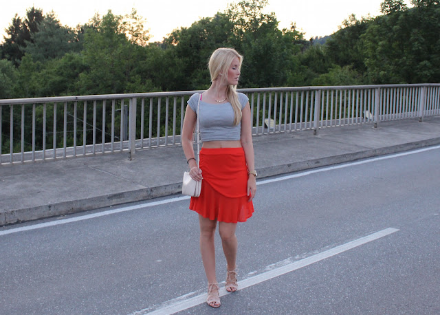 TheBlondeLion Look Tomatored skirt Triple Bag Zara Mango