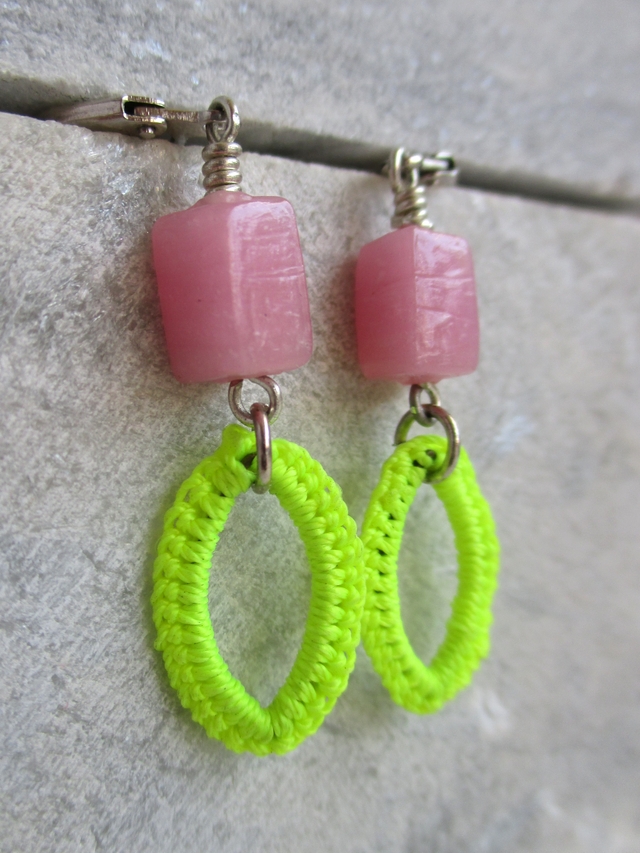 Inspiration : juwelen met garen/jewelry with yarn