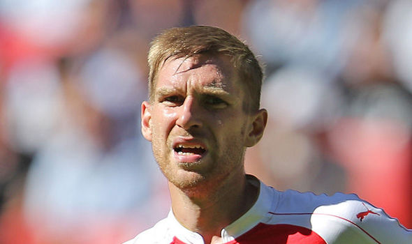 Arsenal's Mertesacker to miss Newcastle trip leaving Wenger frustrated with his treatment