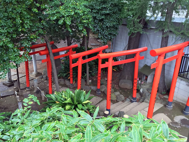 日本, 〒151-0051 東京都渋谷区千駄ヶ谷１丁目１−２４ 鳩森八幡神社