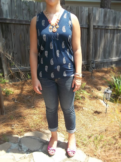 paisley arm party arm candy navy pink orange statement necklace skinny jeans wedges outfit