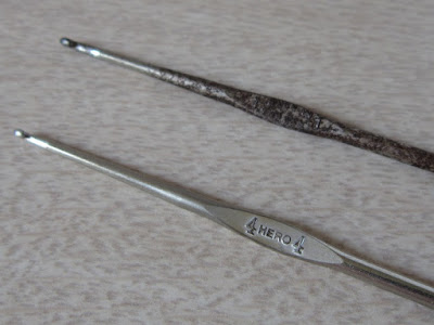 crochet hooks, vintage, steel