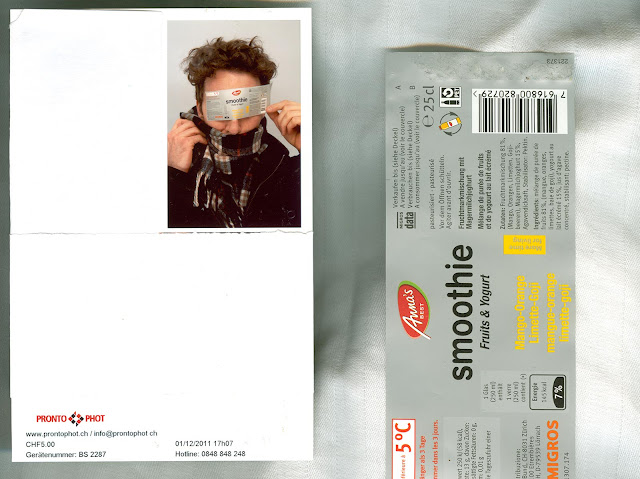 A scanned image of a picture made in a pronto phot photobooth in switzerland. Next to the picture there is a label of Anna's Best Smoothie Fruit and Yogurt.