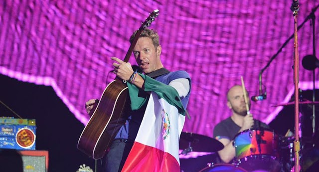  El Pop  británico de  Coldplay engatuzo s gans tocando  Amor Eterno de Juanga.