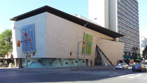 Bata Shoe Museum