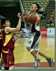 金酒王男桂(右)台銀張博勝(左)