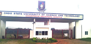 Ondo Varsity Students Protest High Tuition, Shutdown School